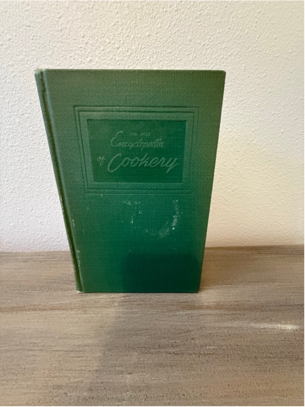 1949 edition of The Wise Encyclopedia of Cookery